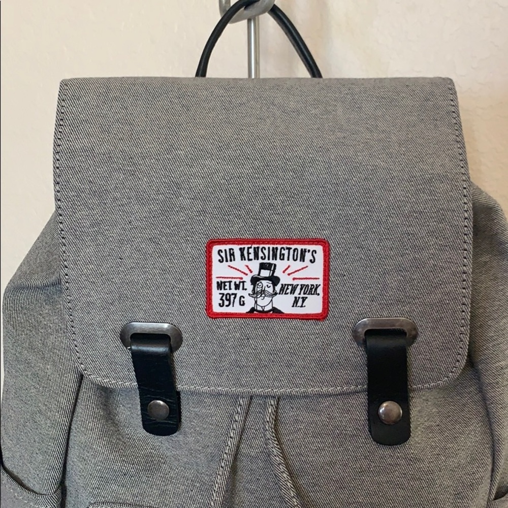 Gray Drawstring Backpack With Padded Laptop Sleeve - image 2